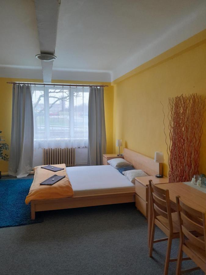 Motel Grado Prague Extérieur photo